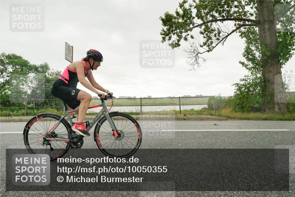 30.08.2026 - Elbe Triathlon Hamburg Michael Burmester http://msf.ph/oto/10050355 30.08.2026 15:44:25 Radfahren  meine-sportfotos.de
