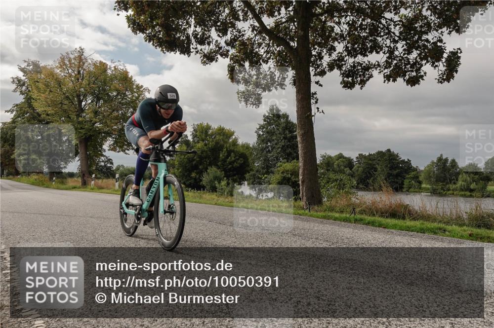 30.08.2026 - Elbe Triathlon Hamburg Michael Burmester http://msf.ph/oto/10050391 30.08.2026 10:01:25 Radfahren 264, 520, 556, 864 meine-sportfotos.de