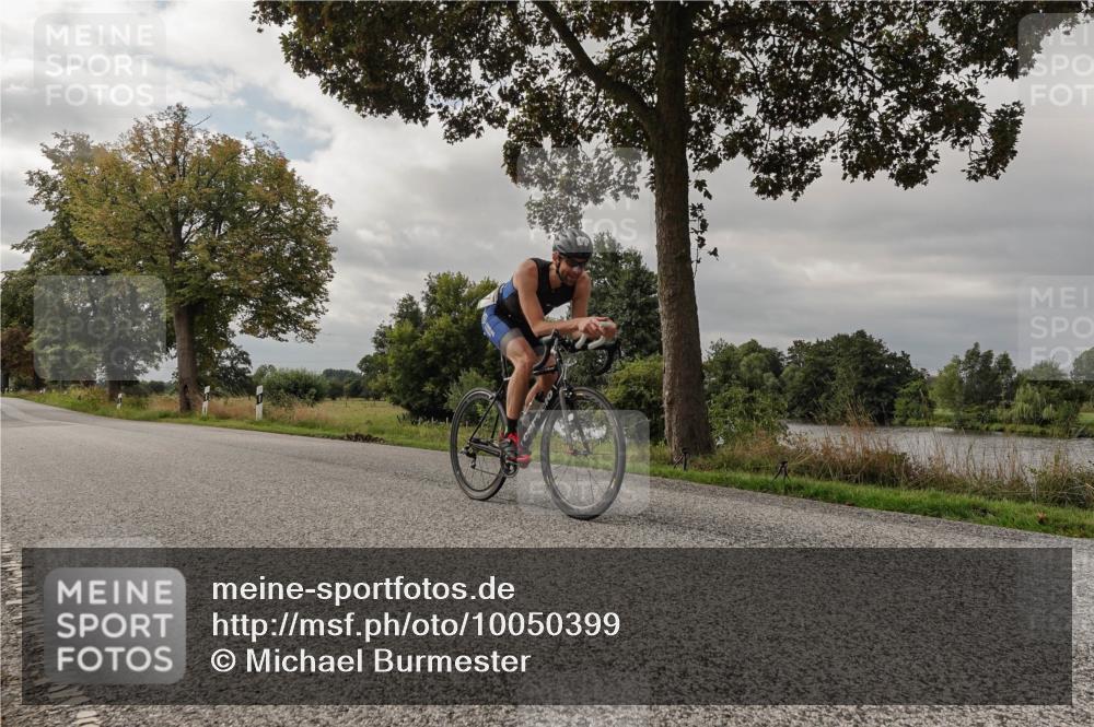 30.08.2026 - Elbe Triathlon Hamburg Michael Burmester http://msf.ph/oto/10050399 30.08.2026 10:01:35 Radfahren 475, 566, 618, 637, 782, 975 meine-sportfotos.de
