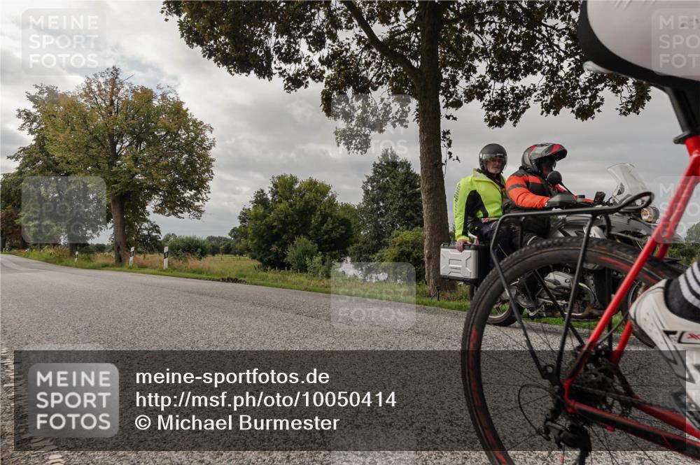 30.08.2026 - Elbe Triathlon Hamburg Michael Burmester http://msf.ph/oto/10050414 30.08.2026 10:01:44 Radfahren 546, 566, 620, 651 meine-sportfotos.de