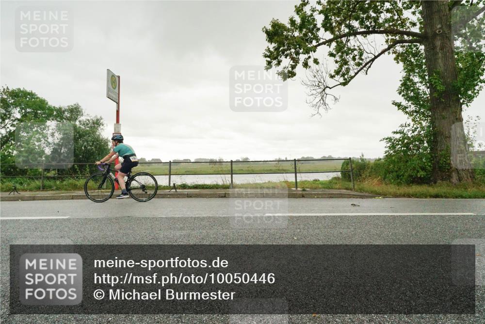 30.08.2026 - Elbe Triathlon Hamburg Michael Burmester http://msf.ph/oto/10050446 30.08.2026 15:45:45 Radfahren  meine-sportfotos.de