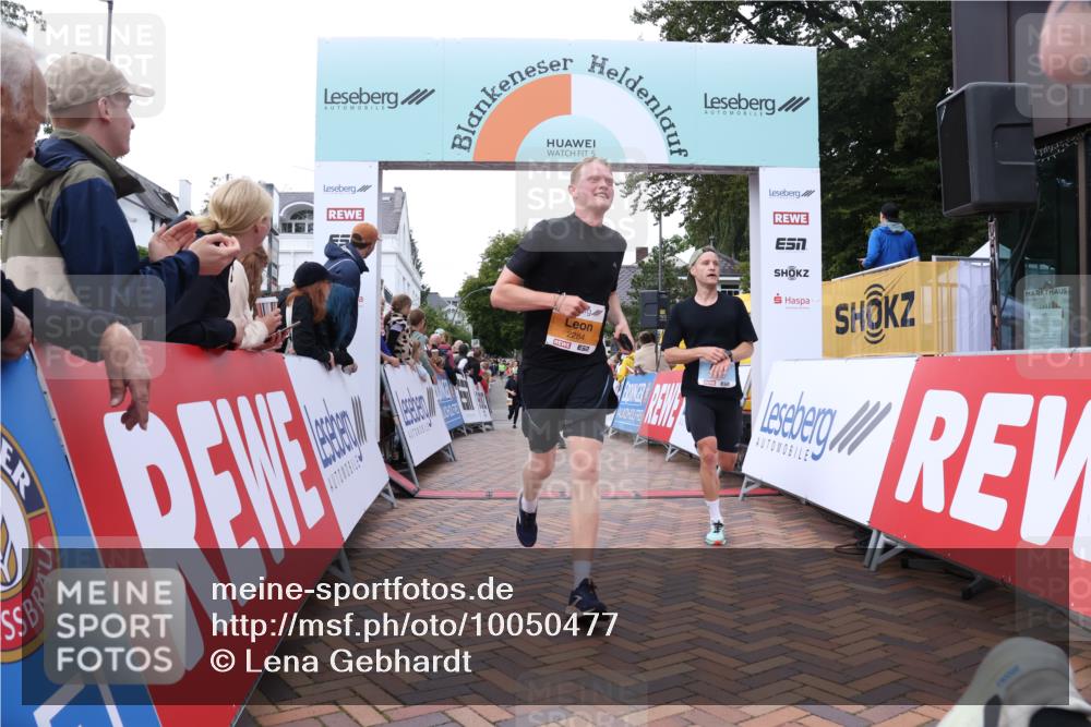 30.08.2026 - Blankeneser Heldenlauf Lena Gebhardt http://msf.ph/oto/10050477 30.08.2026 11:58:53 Ziel 2284, 2364, 2647, 2695, 2706, 2745, 4143, 4325 meine-sportfotos.de