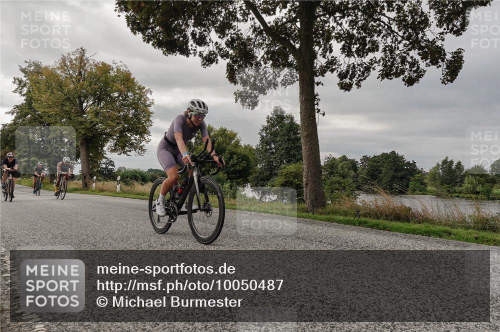 30.08.2026 - Elbe Triathlon Hamburg Michael Burmester http://msf.ph/oto/10050487 30.08.2026 10:02:55 Radfahren 493, 582, 598, 639, 670, 674, 862, 870, 942, 978 meine-sportfotos.de