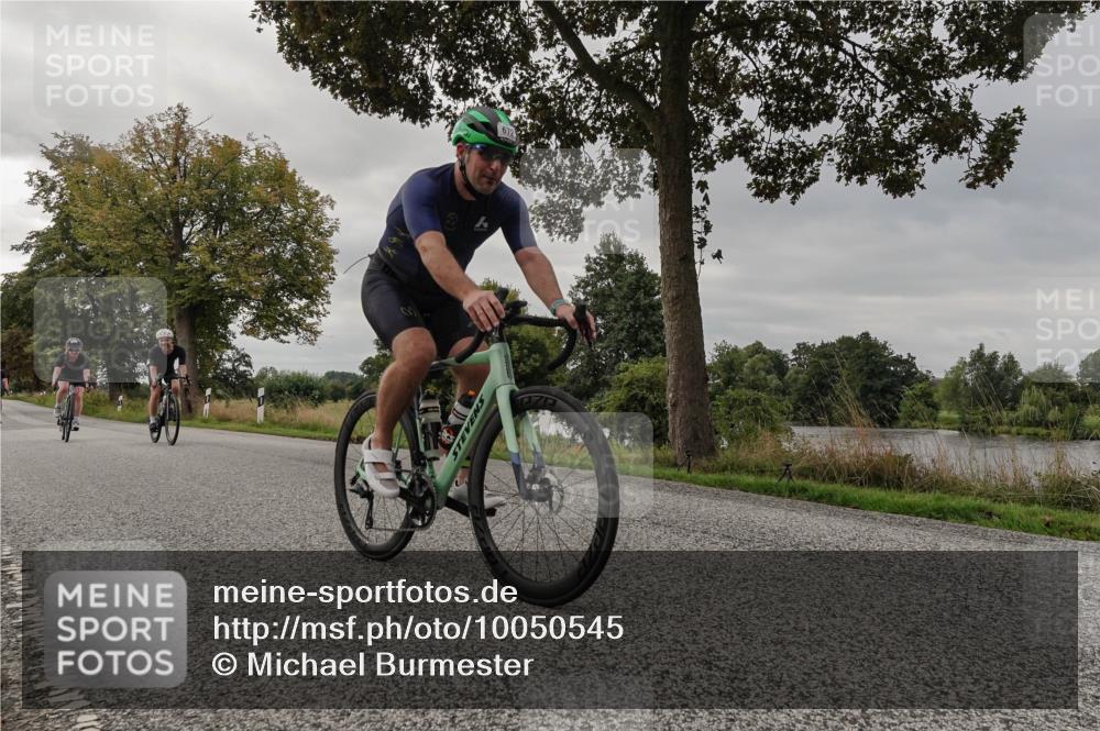 30.08.2026 - Elbe Triathlon Hamburg Michael Burmester http://msf.ph/oto/10050545 30.08.2026 10:03:41 Radfahren 572, 672, 764, 795, 824, 945 meine-sportfotos.de