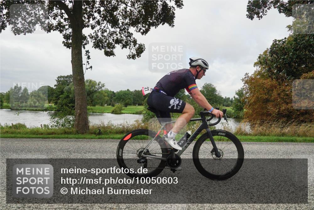 30.08.2026 - Elbe Triathlon Hamburg Michael Burmester http://msf.ph/oto/10050603 30.08.2026 09:45:29 Radfahren 321, 467, 751, 869, 882 meine-sportfotos.de