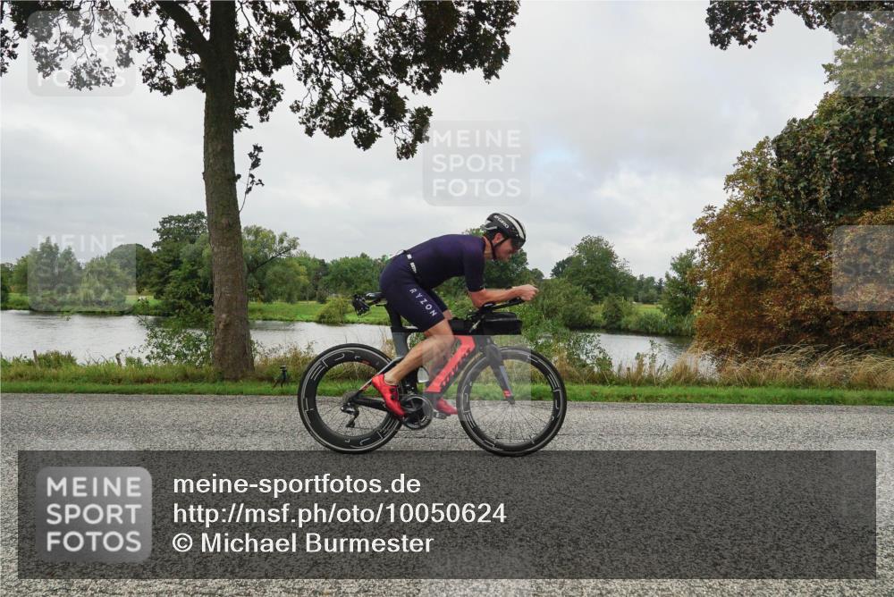 30.08.2026 - Elbe Triathlon Hamburg Michael Burmester http://msf.ph/oto/10050624 30.08.2026 09:45:38 Radfahren 354, 548, 655, 673, 859, 869 meine-sportfotos.de