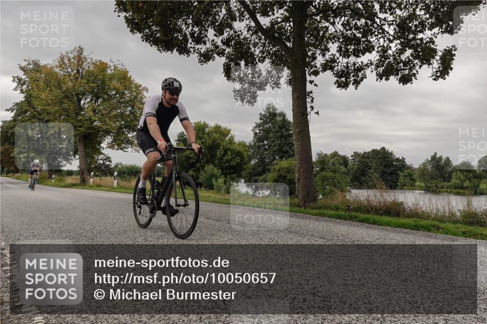 30.08.2026 - Elbe Triathlon Hamburg Michael Burmester http://msf.ph/oto/10050657 30.08.2026 10:05:21 Radfahren 591, 683, 798 meine-sportfotos.de