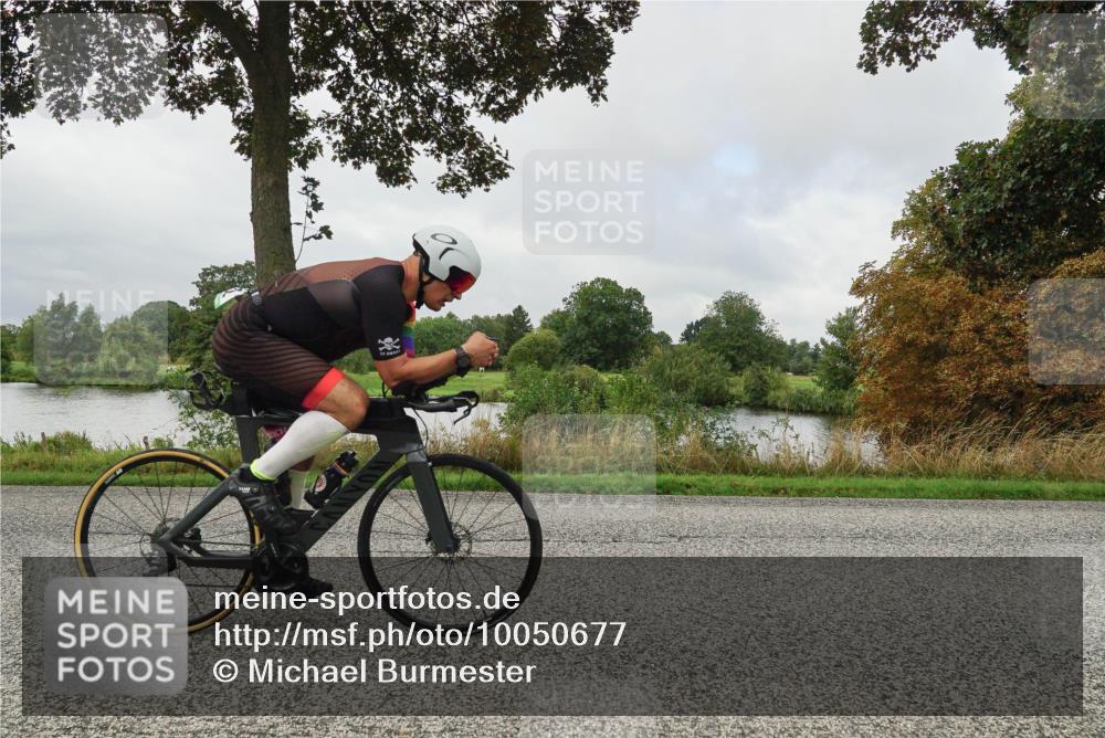 30.08.2026 - Elbe Triathlon Hamburg Michael Burmester http://msf.ph/oto/10050677 30.08.2026 09:46:03 Radfahren 564, 640, 702, 857, 898 meine-sportfotos.de