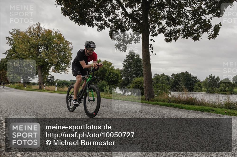 30.08.2026 - Elbe Triathlon Hamburg Michael Burmester http://msf.ph/oto/10050727 30.08.2026 10:06:29 Radfahren 490, 498, 609, 668, 687, 715, 806 meine-sportfotos.de