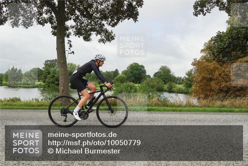 30.08.2026 - Elbe Triathlon Hamburg Michael Burmester http://msf.ph/oto/10050779 30.08.2026 09:46:48 Radfahren 485, 774, 795, 796, 805, 844, 873 meine-sportfotos.de