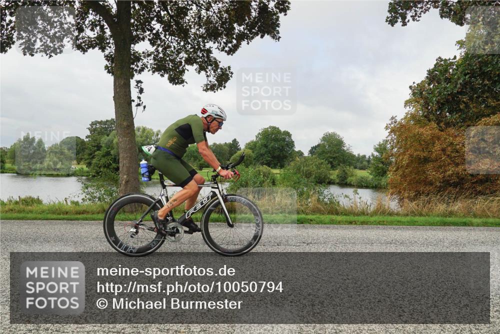 30.08.2026 - Elbe Triathlon Hamburg Michael Burmester http://msf.ph/oto/10050794 30.08.2026 09:46:53 Radfahren 572, 672, 774, 795, 796, 824, 870, 873 meine-sportfotos.de