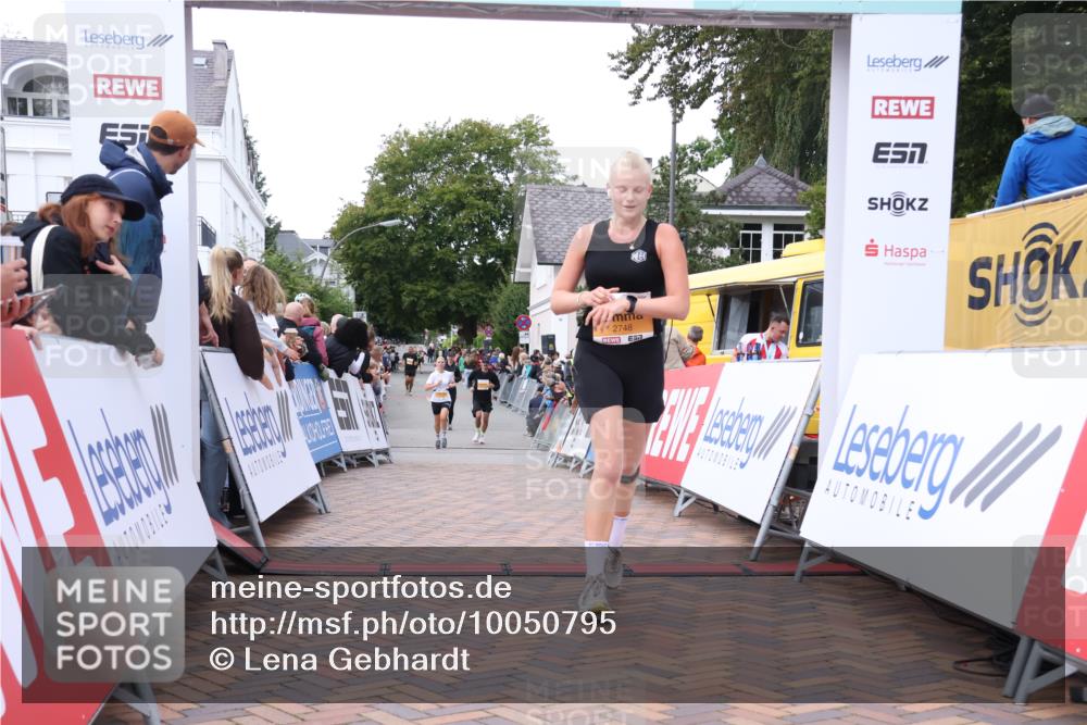 30.08.2026 - Blankeneser Heldenlauf Lena Gebhardt http://msf.ph/oto/10050795 30.08.2026 11:59:16 Ziel 2301, 2688, 2689, 2748, 2807 meine-sportfotos.de