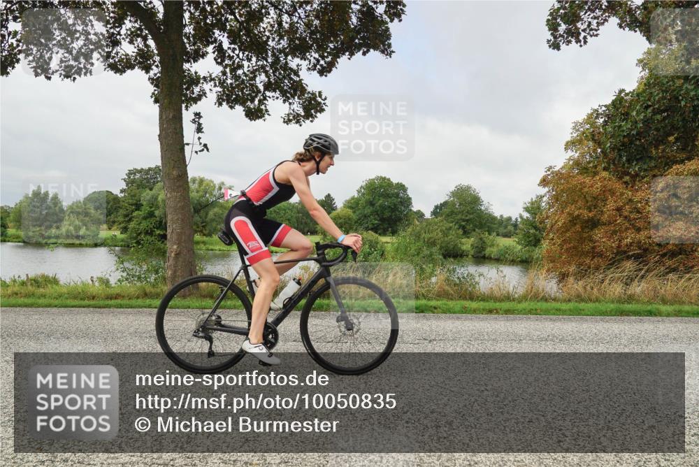 30.08.2026 - Elbe Triathlon Hamburg Michael Burmester http://msf.ph/oto/10050835 30.08.2026 09:47:35 Radfahren 260, 327, 358, 388, 552, 809, 868 meine-sportfotos.de