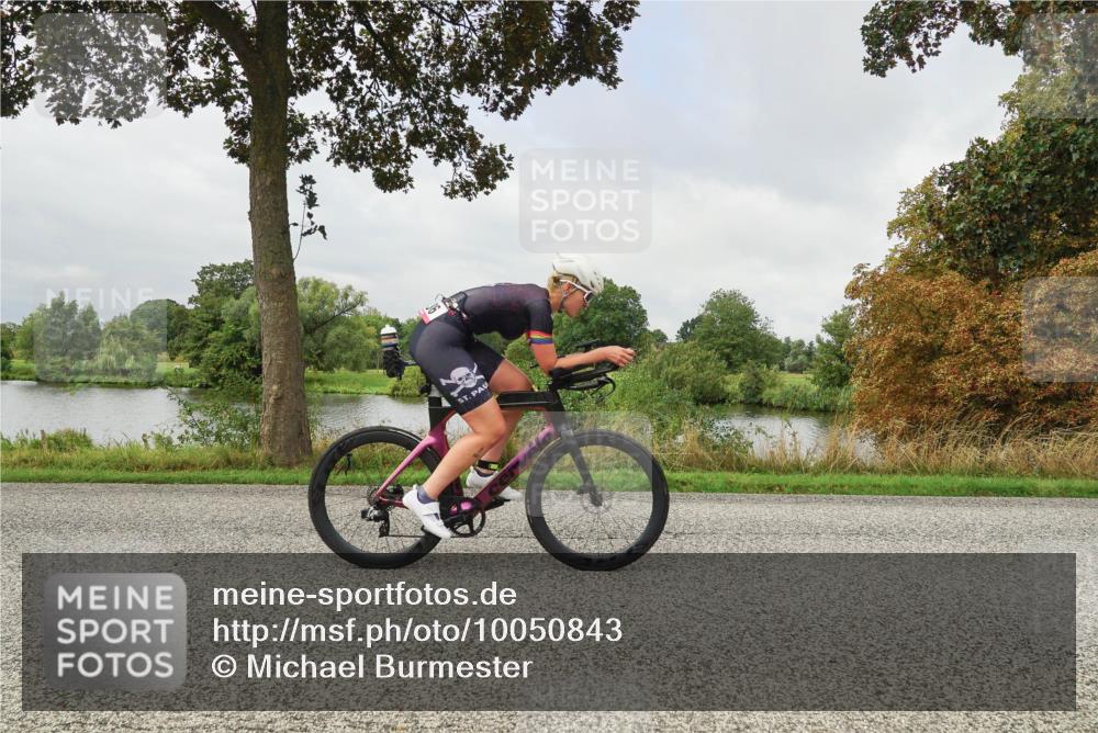 30.08.2026 - Elbe Triathlon Hamburg Michael Burmester http://msf.ph/oto/10050843 30.08.2026 09:47:44 Radfahren 305, 336, 388, 432, 553, 666, 809 meine-sportfotos.de