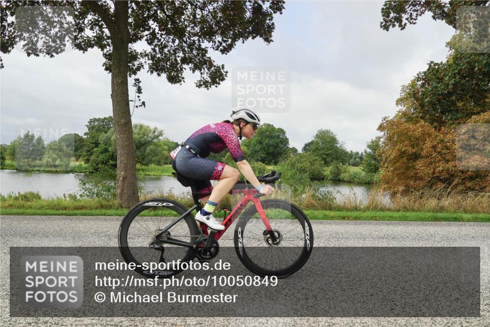30.08.2026 - Elbe Triathlon Hamburg Michael Burmester http://msf.ph/oto/10050849 30.08.2026 09:47:47 Radfahren 305, 336, 432, 502, 553, 666 meine-sportfotos.de