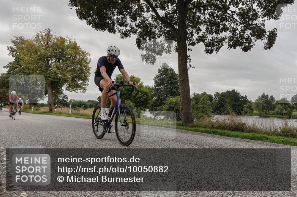 30.08.2026 - Elbe Triathlon Hamburg Michael Burmester http://msf.ph/oto/10050882 30.08.2026 10:08:24 Radfahren 346, 395, 501, 531, 587, 631 meine-sportfotos.de