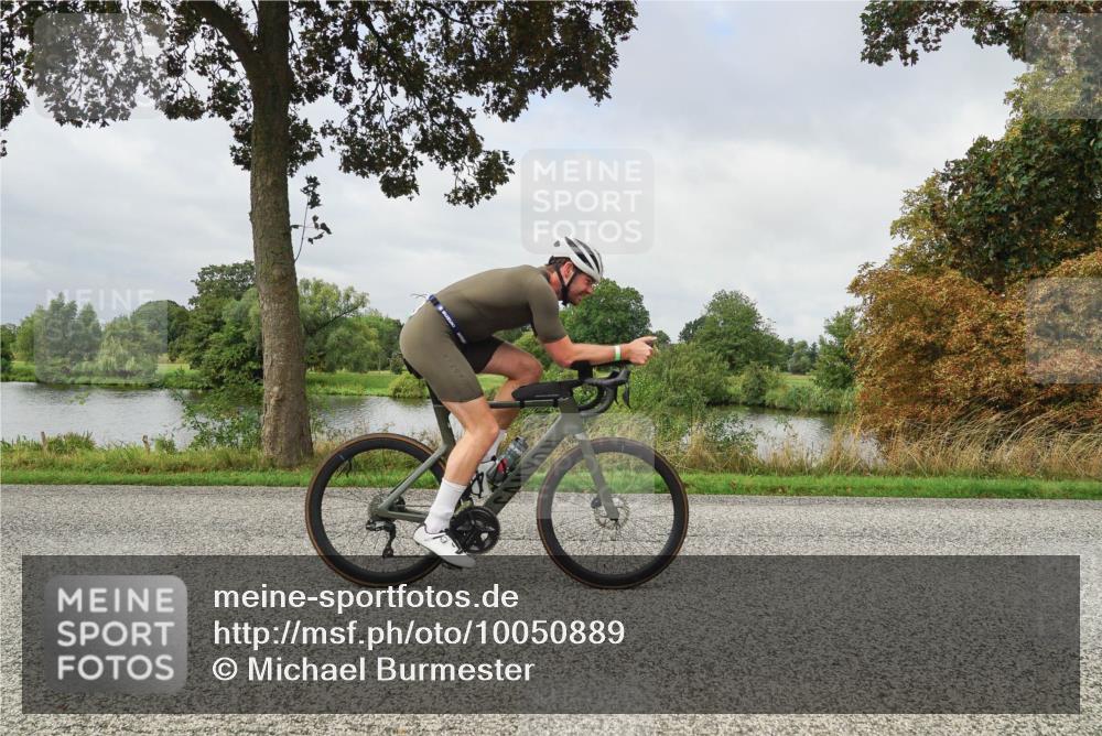 30.08.2026 - Elbe Triathlon Hamburg Michael Burmester http://msf.ph/oto/10050889 30.08.2026 09:48:15 Radfahren 499, 519, 679, 787, 968 meine-sportfotos.de