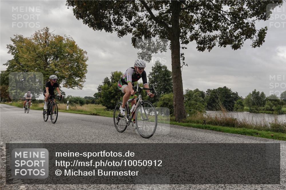 30.08.2026 - Elbe Triathlon Hamburg Michael Burmester http://msf.ph/oto/10050912 30.08.2026 10:08:38 Radfahren 500, 509, 634, 676, 686, 709, 736, 834, 889, 908 meine-sportfotos.de