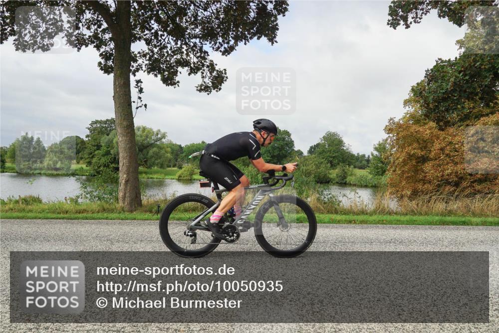 30.08.2026 - Elbe Triathlon Hamburg Michael Burmester http://msf.ph/oto/10050935 30.08.2026 09:48:55 Radfahren 496, 588, 790, 1895 meine-sportfotos.de