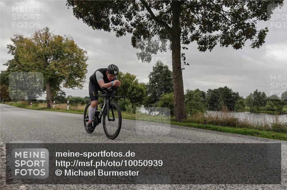30.08.2026 - Elbe Triathlon Hamburg Michael Burmester http://msf.ph/oto/10050939 30.08.2026 10:08:49 Radfahren 425, 606, 792 meine-sportfotos.de