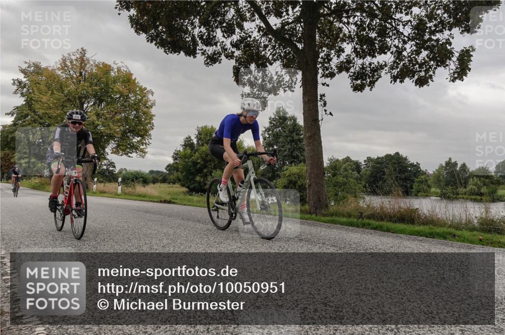 30.08.2026 - Elbe Triathlon Hamburg Michael Burmester http://msf.ph/oto/10050951 30.08.2026 10:09:01 Radfahren 431, 435, 560, 600, 842, 876 meine-sportfotos.de