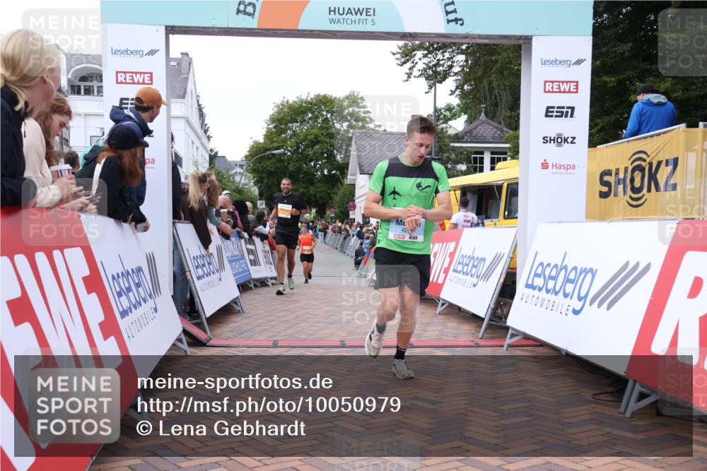 30.08.2026 - Blankeneser Heldenlauf Lena Gebhardt http://msf.ph/oto/10050979 30.08.2026 11:59:31 Ziel 2288, 2293, 2802, 4296 meine-sportfotos.de