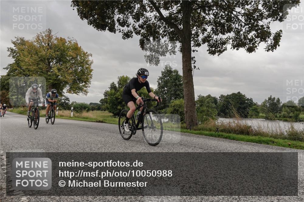 30.08.2026 - Elbe Triathlon Hamburg Michael Burmester http://msf.ph/oto/10050988 30.08.2026 10:09:42 Radfahren 693, 716, 811, 896, 929, 1897 meine-sportfotos.de