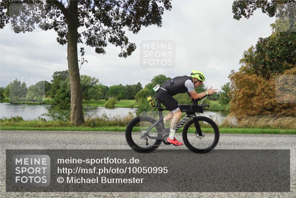 30.08.2026 - Elbe Triathlon Hamburg Michael Burmester http://msf.ph/oto/10050995 30.08.2026 09:49:44 Radfahren 490, 670, 687, 953 meine-sportfotos.de