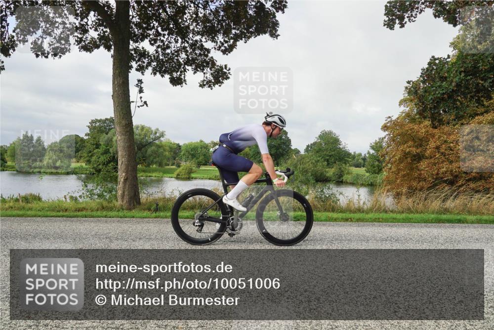 30.08.2026 - Elbe Triathlon Hamburg Michael Burmester http://msf.ph/oto/10051006 30.08.2026 09:49:56 Radfahren 282, 346, 458, 483, 498, 542, 794, 854 meine-sportfotos.de
