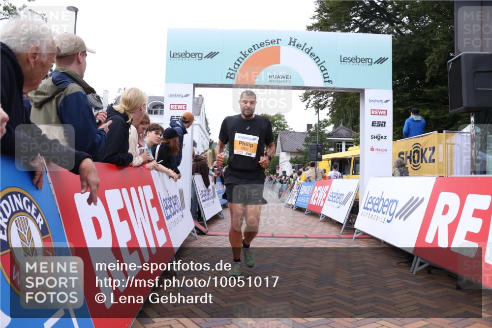 30.08.2026 - Blankeneser Heldenlauf Lena Gebhardt http://msf.ph/oto/10051017 30.08.2026 11:59:36 Ziel 2293, 2479, 2802, 4296 meine-sportfotos.de