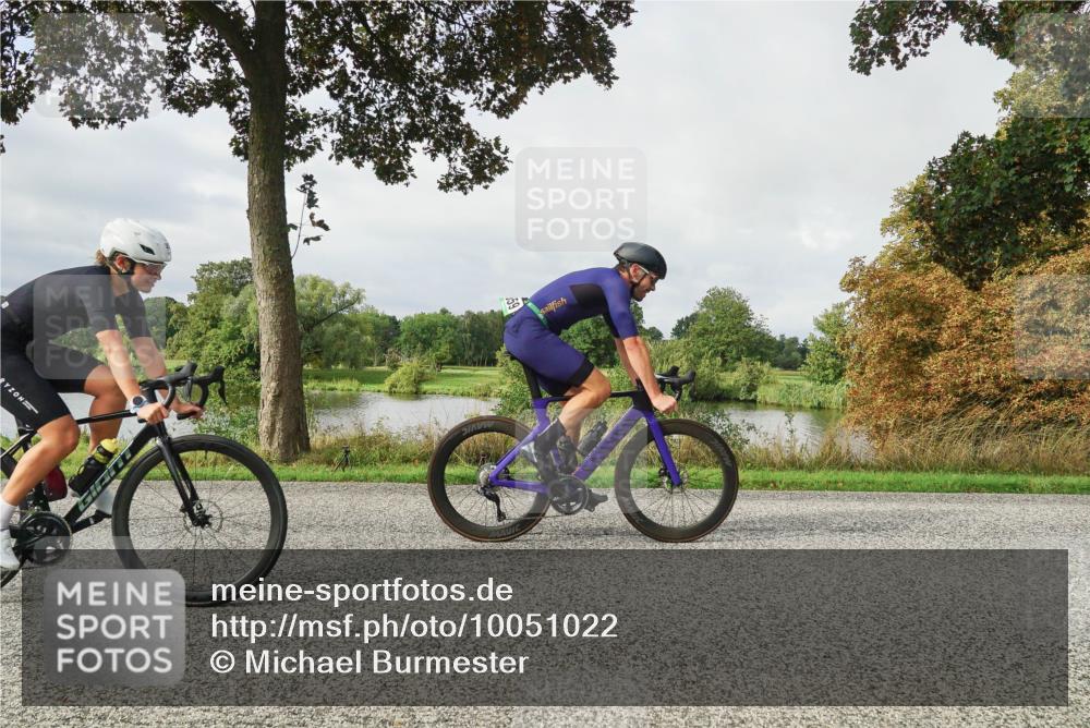 30.08.2026 - Elbe Triathlon Hamburg Michael Burmester http://msf.ph/oto/10051022 30.08.2026 09:50:08 Radfahren 444, 659, 715, 845 meine-sportfotos.de