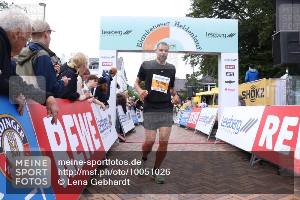 30.08.2026 - Blankeneser Heldenlauf Lena Gebhardt http://msf.ph/oto/10051026 30.08.2026 11:59:36 Ziel 2293, 2479, 2802, 4296 meine-sportfotos.de