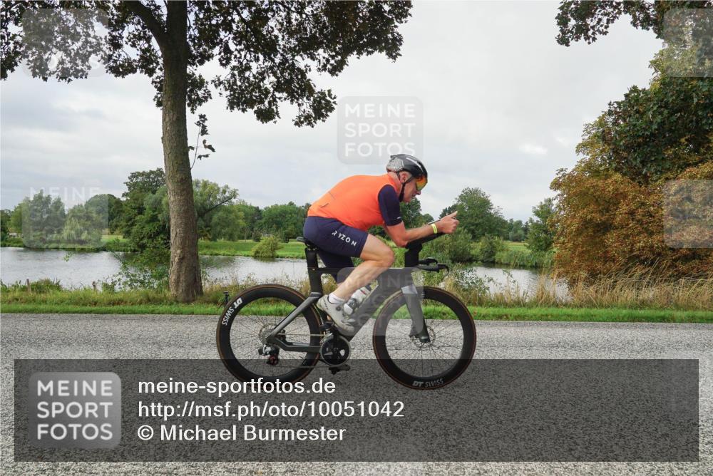 30.08.2026 - Elbe Triathlon Hamburg Michael Burmester http://msf.ph/oto/10051042 30.08.2026 09:50:45 Radfahren 440, 629, 786 meine-sportfotos.de