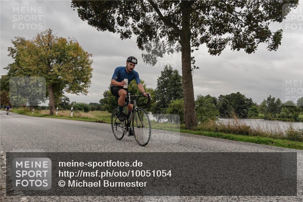 30.08.2026 - Elbe Triathlon Hamburg Michael Burmester http://msf.ph/oto/10051054 30.08.2026 10:10:23 Radfahren 418, 583, 628 meine-sportfotos.de
