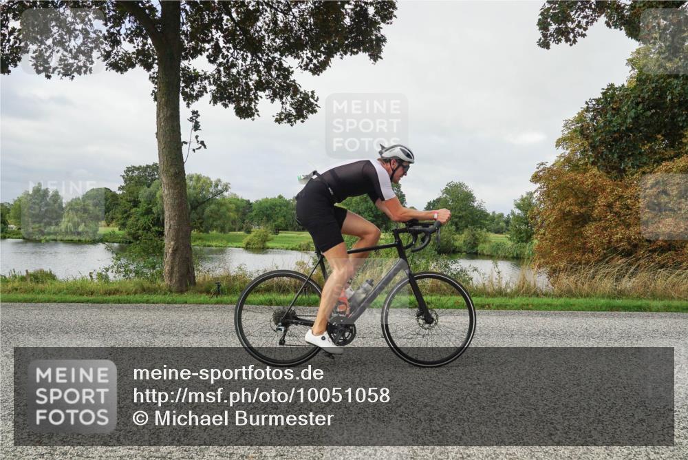 30.08.2026 - Elbe Triathlon Hamburg Michael Burmester http://msf.ph/oto/10051058 30.08.2026 09:51:02 Radfahren 525, 584, 660, 696, 775 meine-sportfotos.de