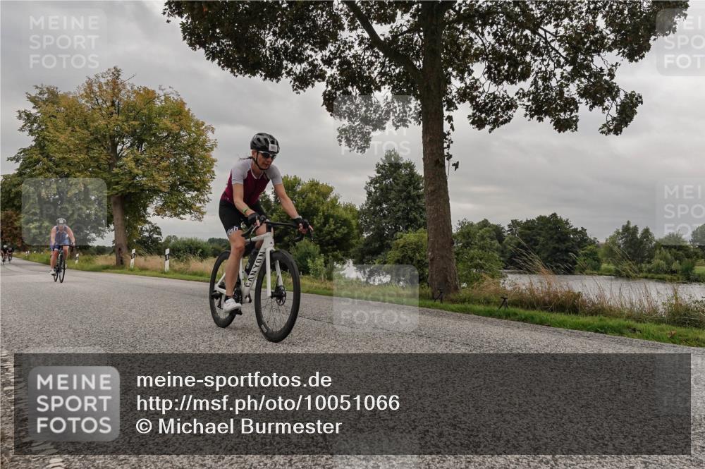30.08.2026 - Elbe Triathlon Hamburg Michael Burmester http://msf.ph/oto/10051066 30.08.2026 10:10:34 Radfahren 462, 541, 714, 789, 856, 911, 961, 965 meine-sportfotos.de