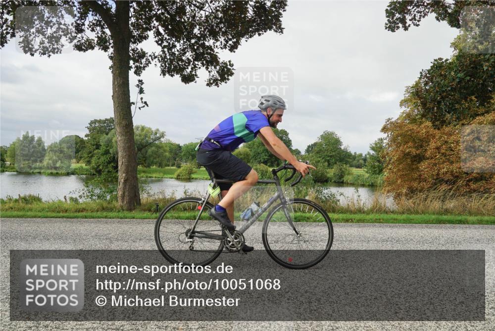 30.08.2026 - Elbe Triathlon Hamburg Michael Burmester http://msf.ph/oto/10051068 30.08.2026 09:51:10 Radfahren 492, 565, 696, 708, 709, 754 meine-sportfotos.de