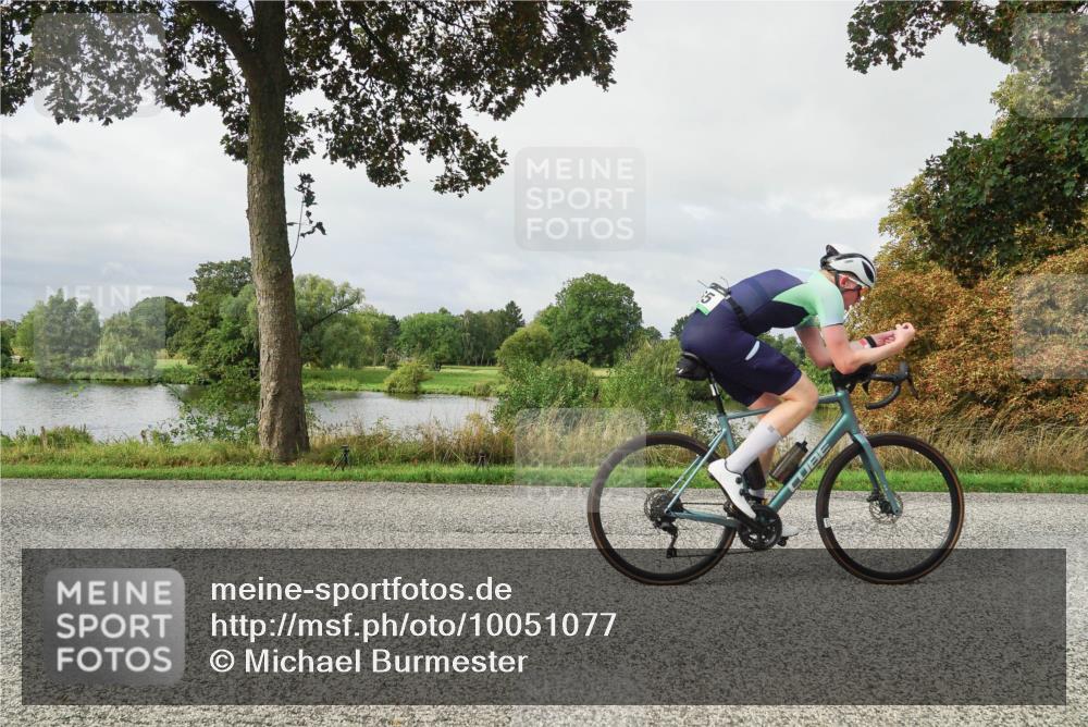 30.08.2026 - Elbe Triathlon Hamburg Michael Burmester http://msf.ph/oto/10051077 30.08.2026 09:51:16 Radfahren 565, 570, 708, 709, 754, 860, 936, 977 meine-sportfotos.de