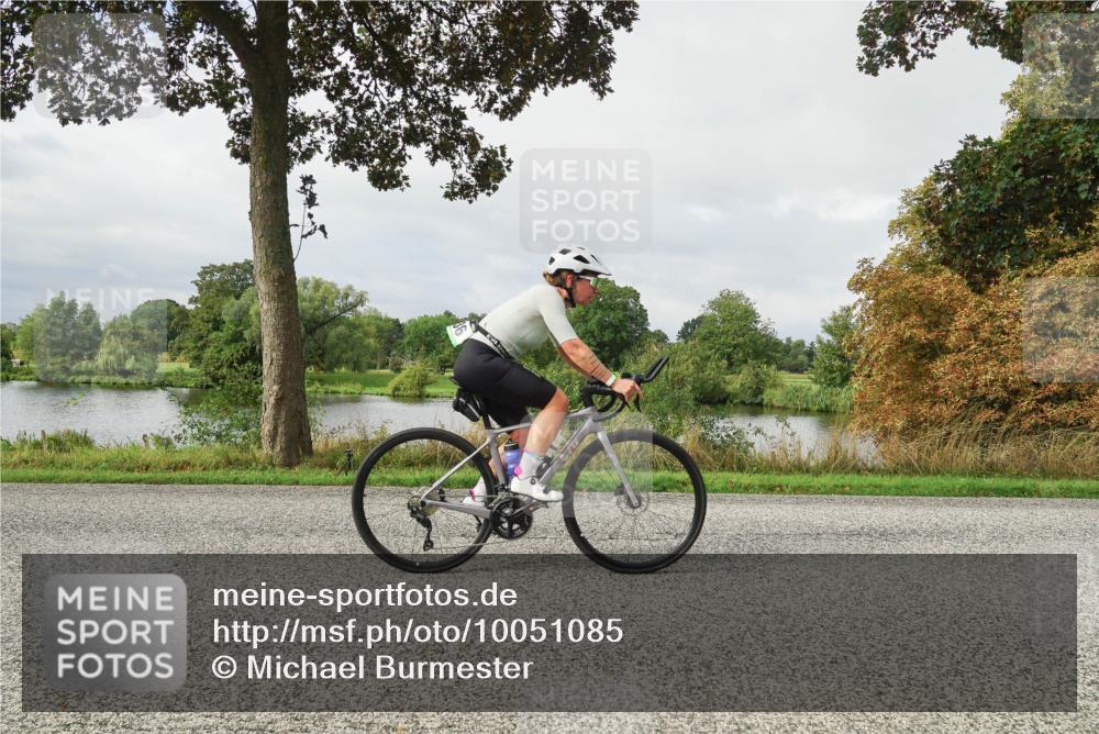30.08.2026 - Elbe Triathlon Hamburg Michael Burmester http://msf.ph/oto/10051085 30.08.2026 09:51:18 Radfahren 565, 570, 708, 709, 860, 861, 936, 977 meine-sportfotos.de