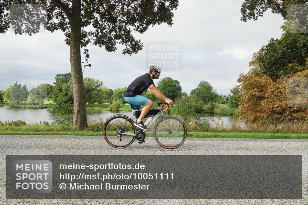 30.08.2026 - Elbe Triathlon Hamburg Michael Burmester http://msf.ph/oto/10051111 30.08.2026 09:51:38 Radfahren 431, 482, 554, 602, 609, 683, 763, 865, 905 meine-sportfotos.de