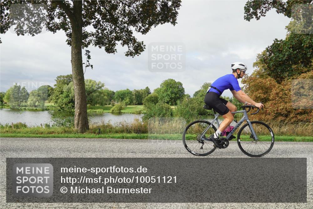 30.08.2026 - Elbe Triathlon Hamburg Michael Burmester http://msf.ph/oto/10051121 30.08.2026 09:51:42 Radfahren 554, 602, 609, 683, 763, 865, 905 meine-sportfotos.de