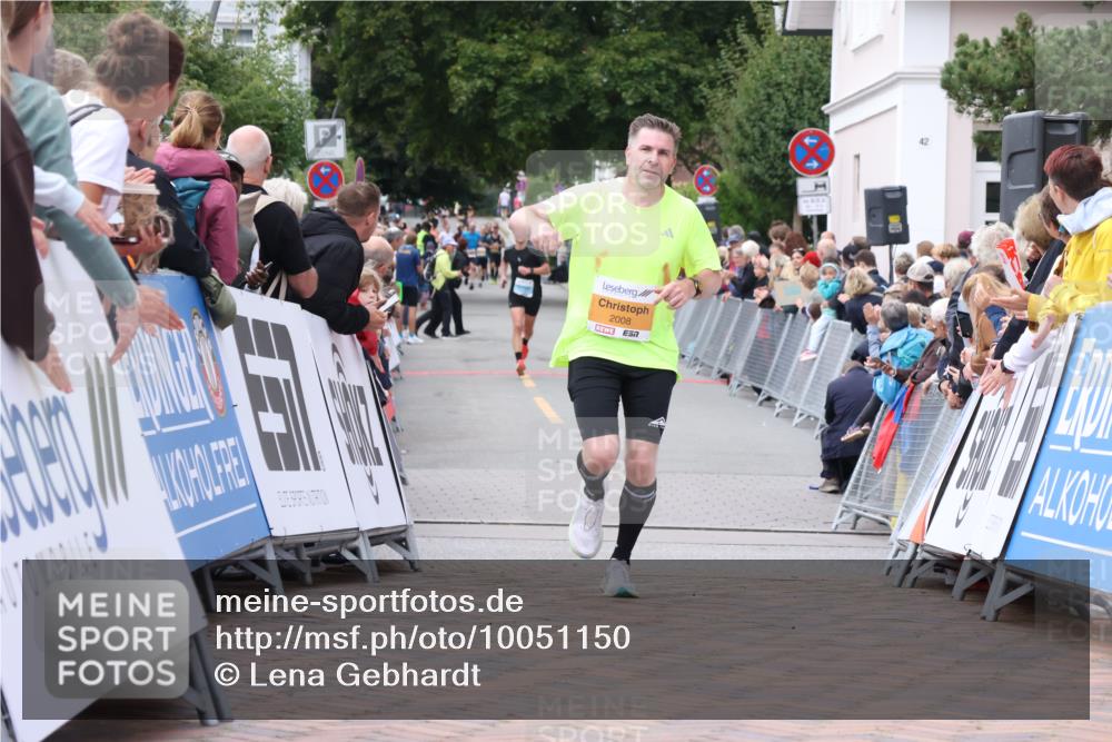 30.08.2026 - Blankeneser Heldenlauf Lena Gebhardt http://msf.ph/oto/10051150 30.08.2026 11:59:51 Ziel 2008, 2801 meine-sportfotos.de