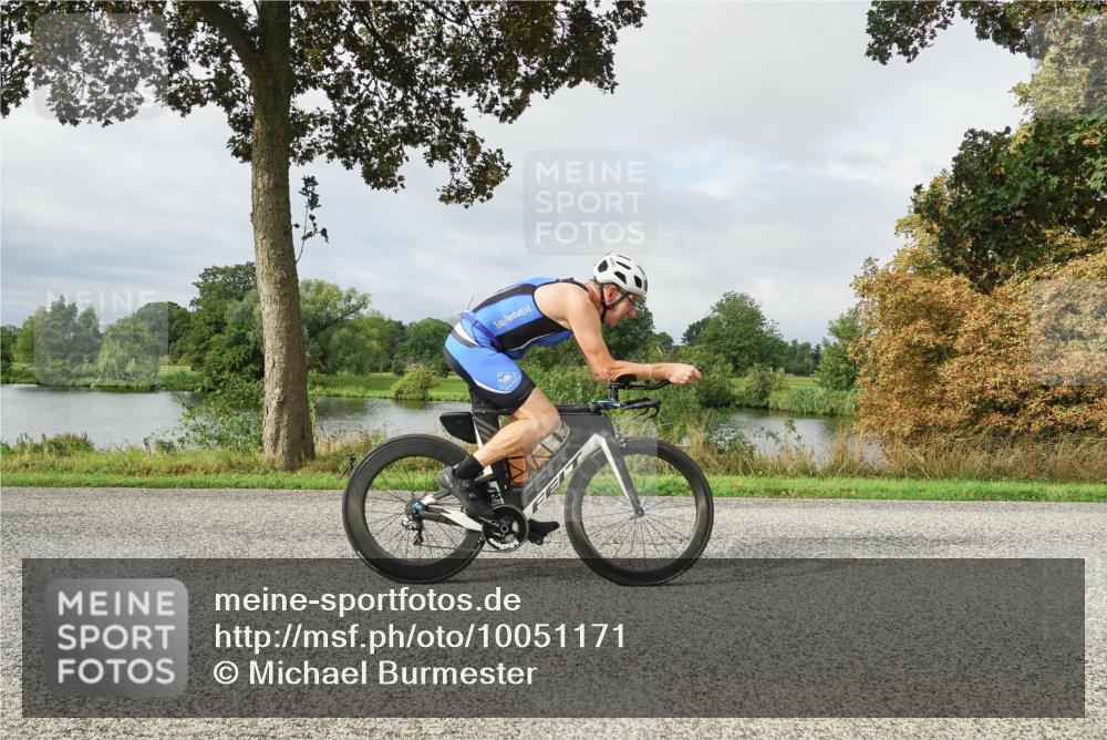 30.08.2026 - Elbe Triathlon Hamburg Michael Burmester http://msf.ph/oto/10051171 30.08.2026 09:52:17 Radfahren 470, 512, 524, 550, 555, 716, 783, 828 meine-sportfotos.de