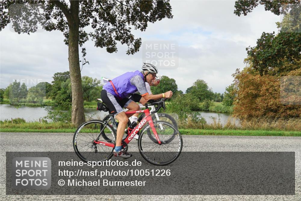 30.08.2026 - Elbe Triathlon Hamburg Michael Burmester http://msf.ph/oto/10051226 30.08.2026 09:52:45 Radfahren 386, 415, 428, 573, 789, 834, 855 meine-sportfotos.de