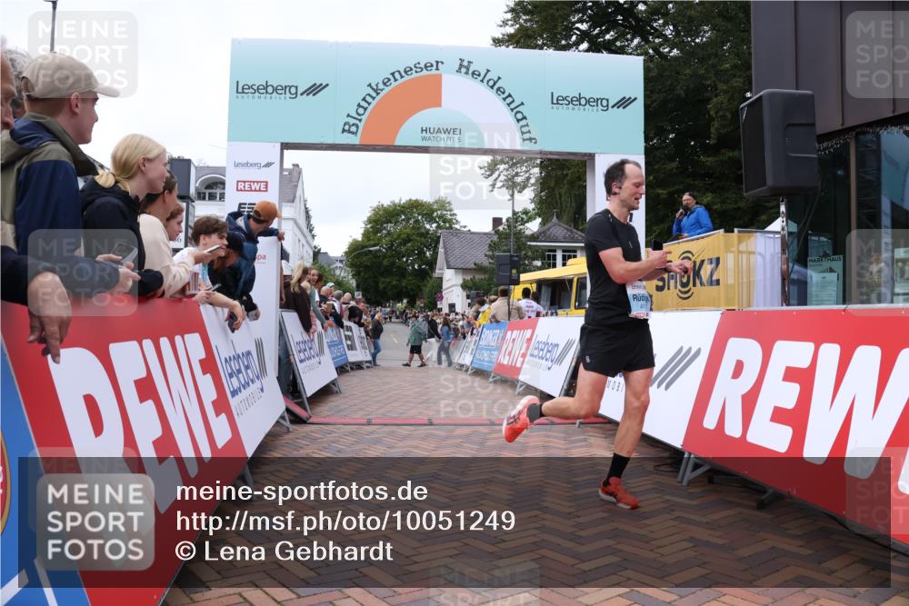 30.08.2026 - Blankeneser Heldenlauf Lena Gebhardt http://msf.ph/oto/10051249 30.08.2026 12:00:01 Ziel 2008, 4111 meine-sportfotos.de
