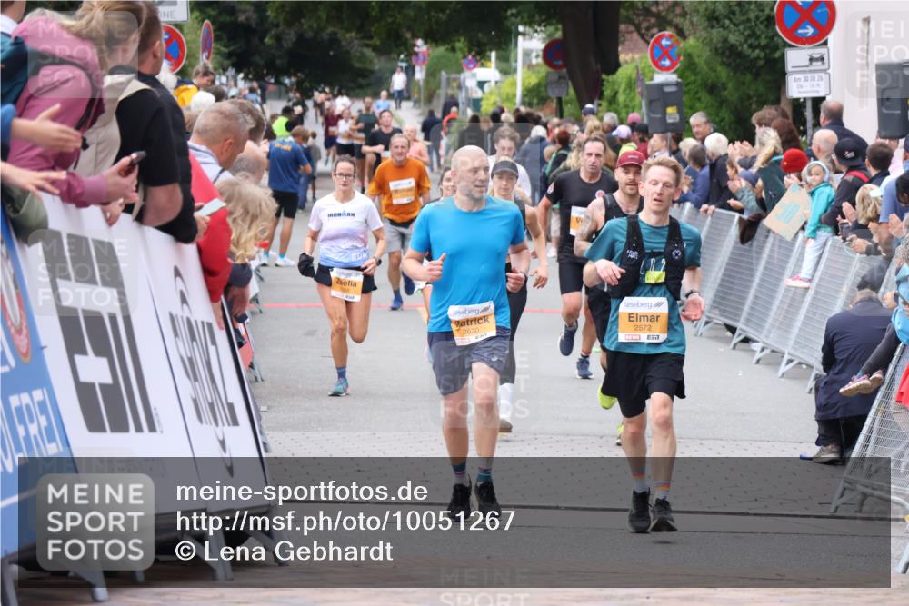 30.08.2026 - Blankeneser Heldenlauf Lena Gebhardt http://msf.ph/oto/10051267 30.08.2026 12:00:19 Ziel  meine-sportfotos.de