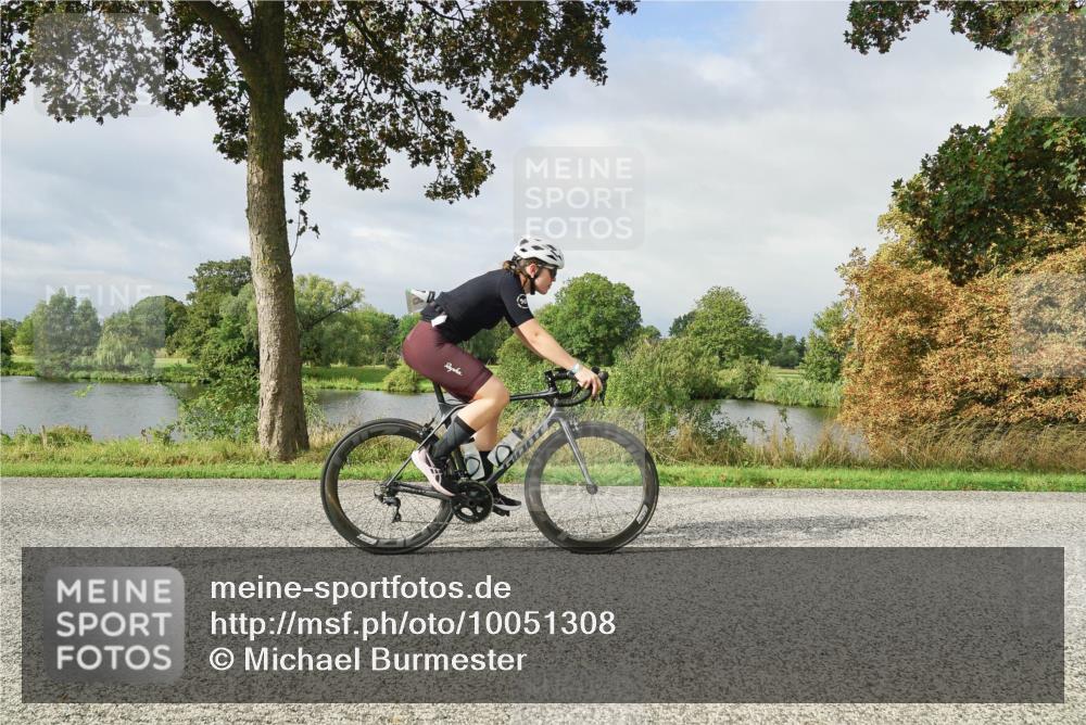 30.08.2026 - Elbe Triathlon Hamburg Michael Burmester http://msf.ph/oto/10051308 30.08.2026 09:54:05 Radfahren 497, 693, 813 meine-sportfotos.de
