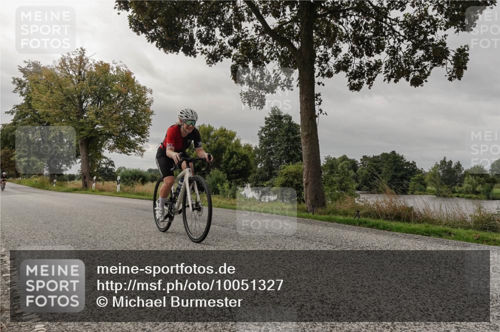 30.08.2026 - Elbe Triathlon Hamburg Michael Burmester http://msf.ph/oto/10051327 30.08.2026 10:14:22 Radfahren 720, 838, 880, 932, 957 meine-sportfotos.de