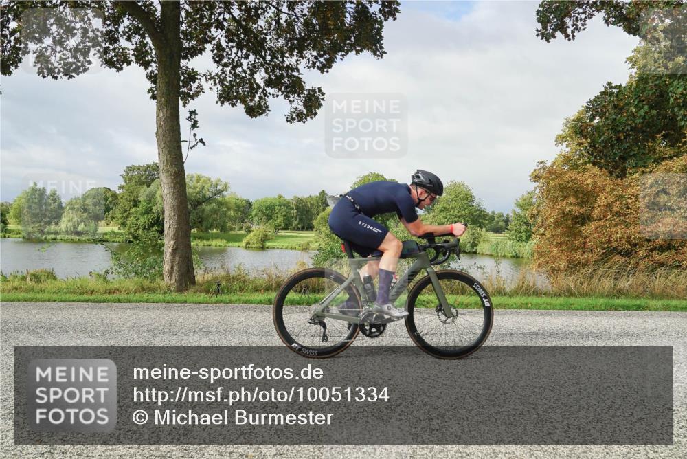 30.08.2026 - Elbe Triathlon Hamburg Michael Burmester http://msf.ph/oto/10051334 30.08.2026 09:54:25 Radfahren 529, 563 meine-sportfotos.de
