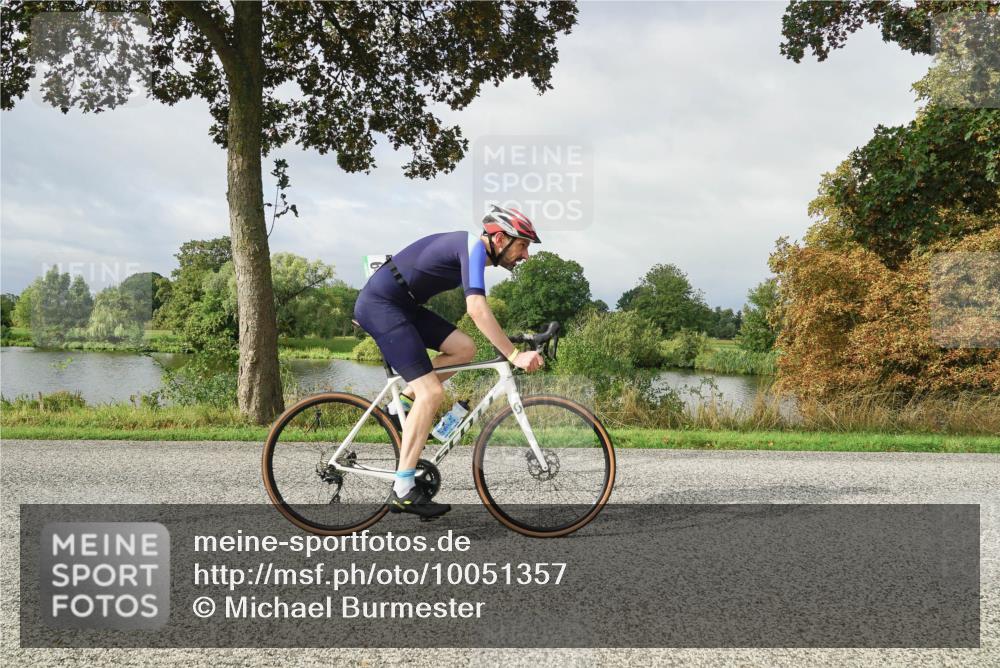 30.08.2026 - Elbe Triathlon Hamburg Michael Burmester http://msf.ph/oto/10051357 30.08.2026 09:54:46 Radfahren 400, 418, 541, 583, 648, 711, 911 meine-sportfotos.de